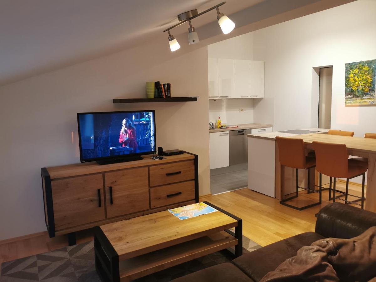 Bc Apartments - Mit Zentralheizung Senj  Ngoại thất bức ảnh